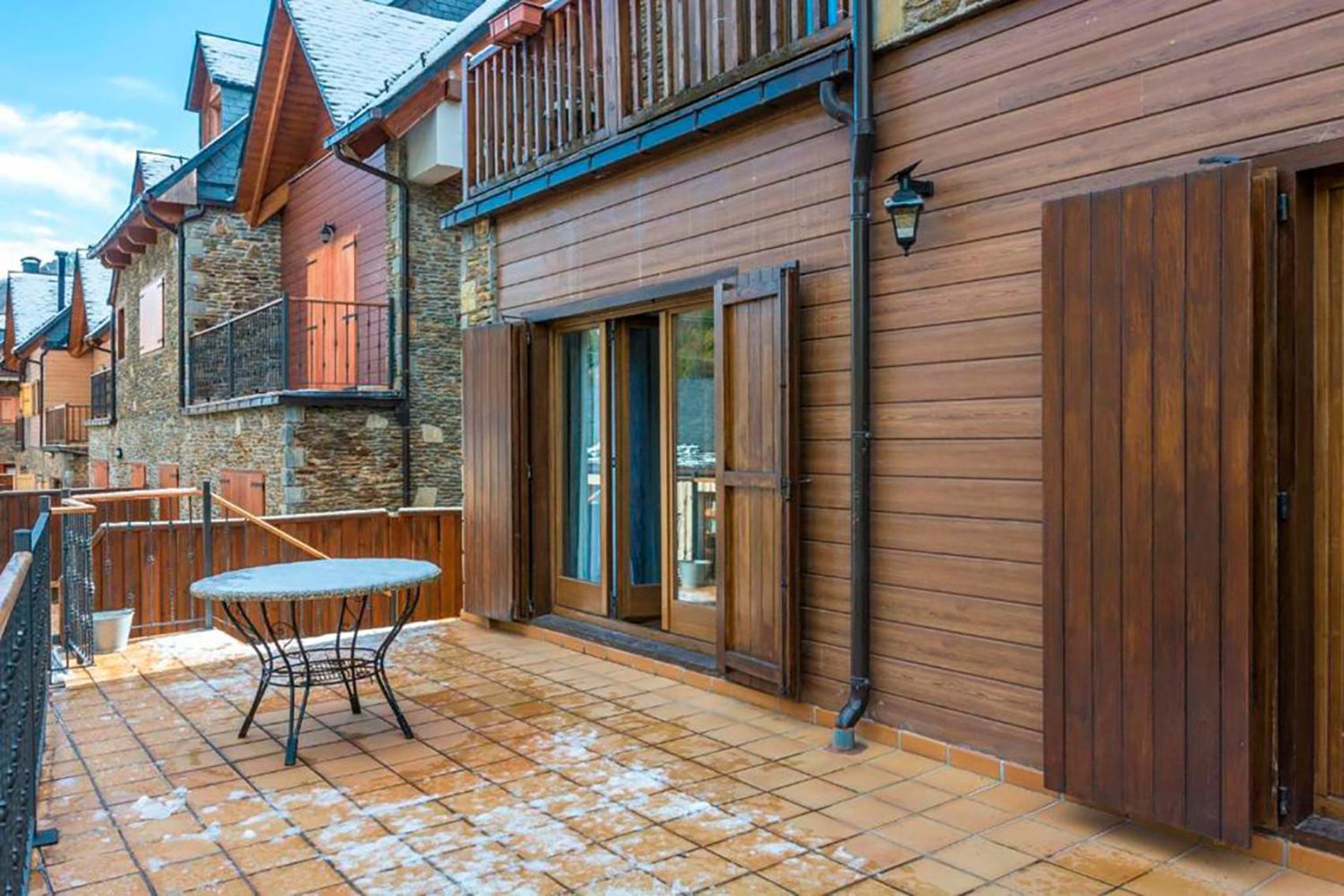 Apartamento A 15 Minutos De Baqueira Les Bordes Exterior photo