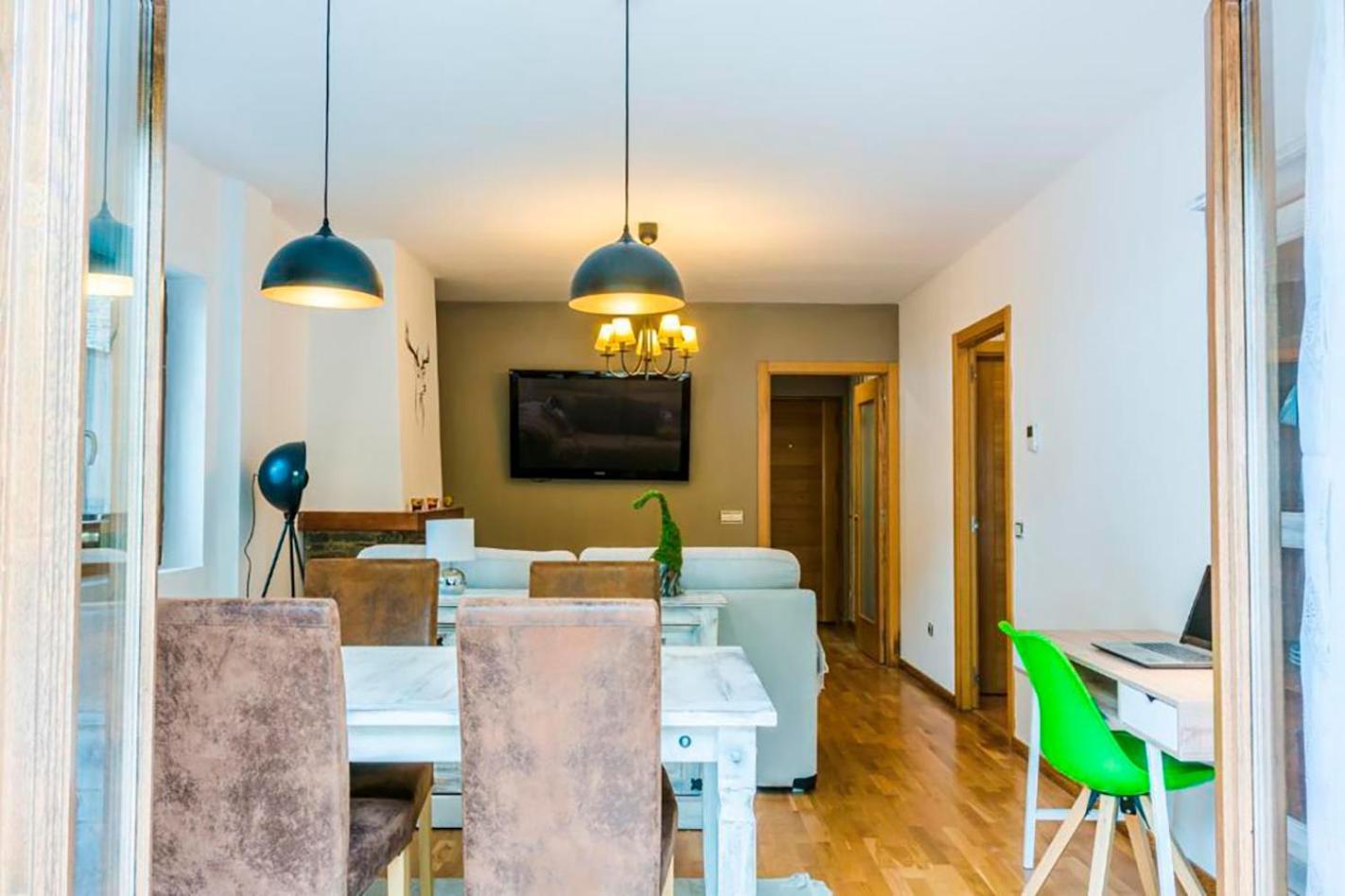 Apartamento A 15 Minutos De Baqueira Les Bordes Exterior photo