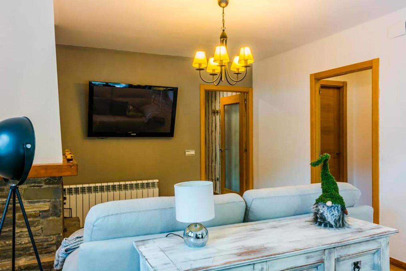Apartamento A 15 Minutos De Baqueira Les Bordes Exterior photo